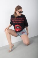 Dudak Baskılı Oversize Crop Tişört