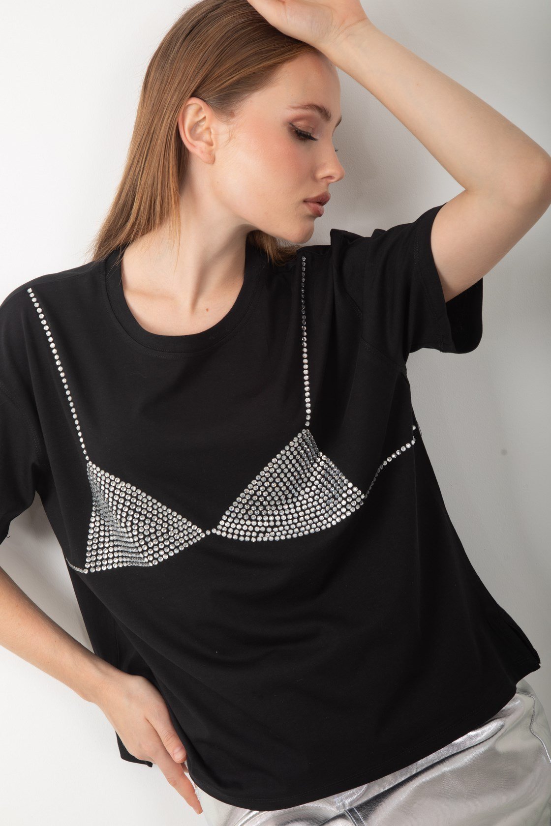 Parlak Taş Detaylı Pul Payet Oversize Tişört
