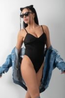 Askılı Çıtçıtlı Bodysuit