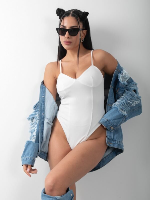 Askılı Beyaz Çıtçıtlı Bodysuit