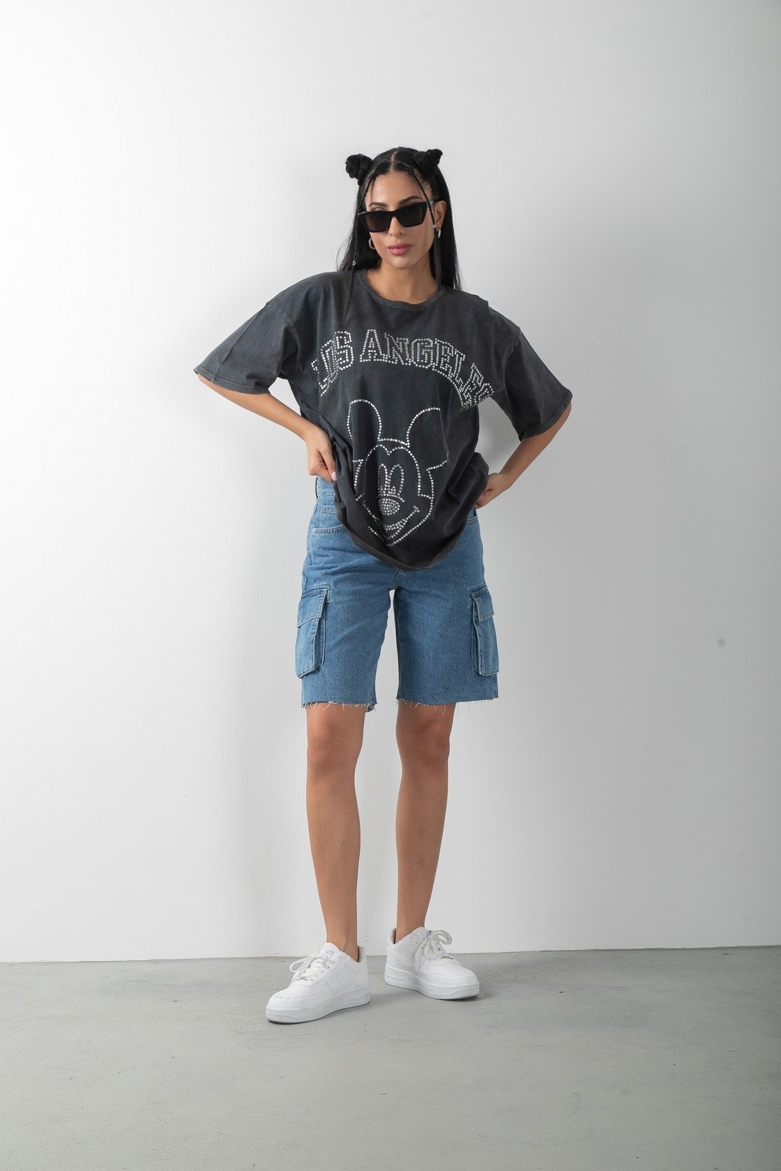 Yıkamalı Oversize Taş Detaylı Antrasit Tişört