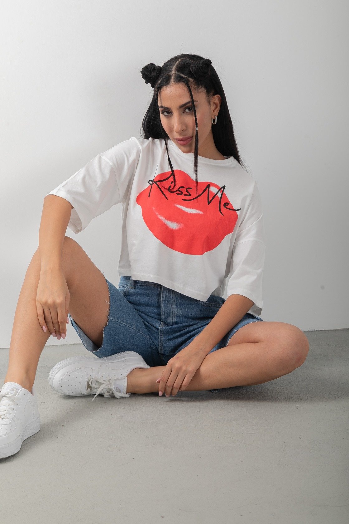 Kiss Me Baskılı Crop Tişört