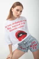 Dudak Baskılı Oversize Crop Tişört