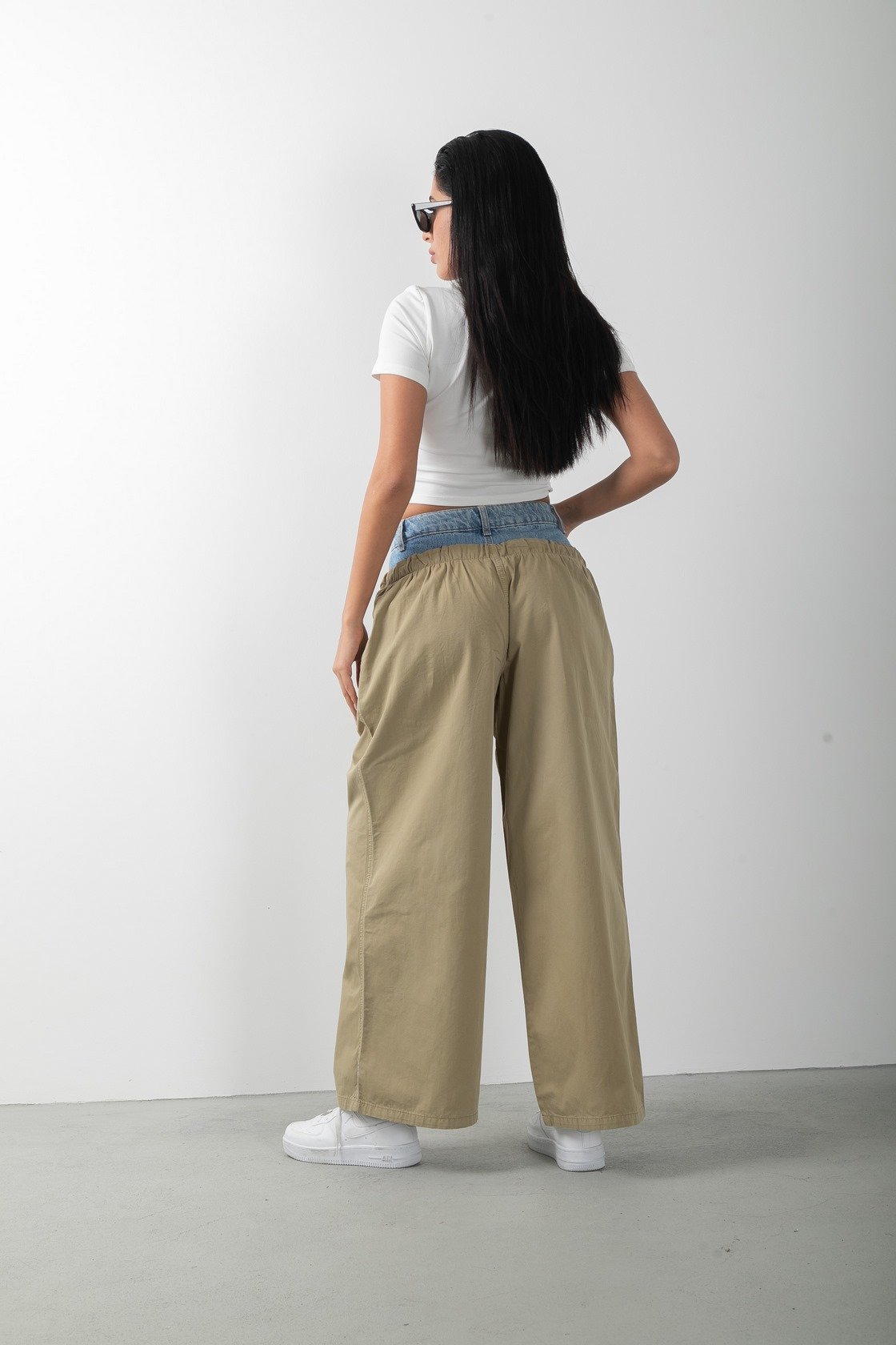 Kot Detaylı Çift Renk Bol Paça Tasarım Bej Pantolon