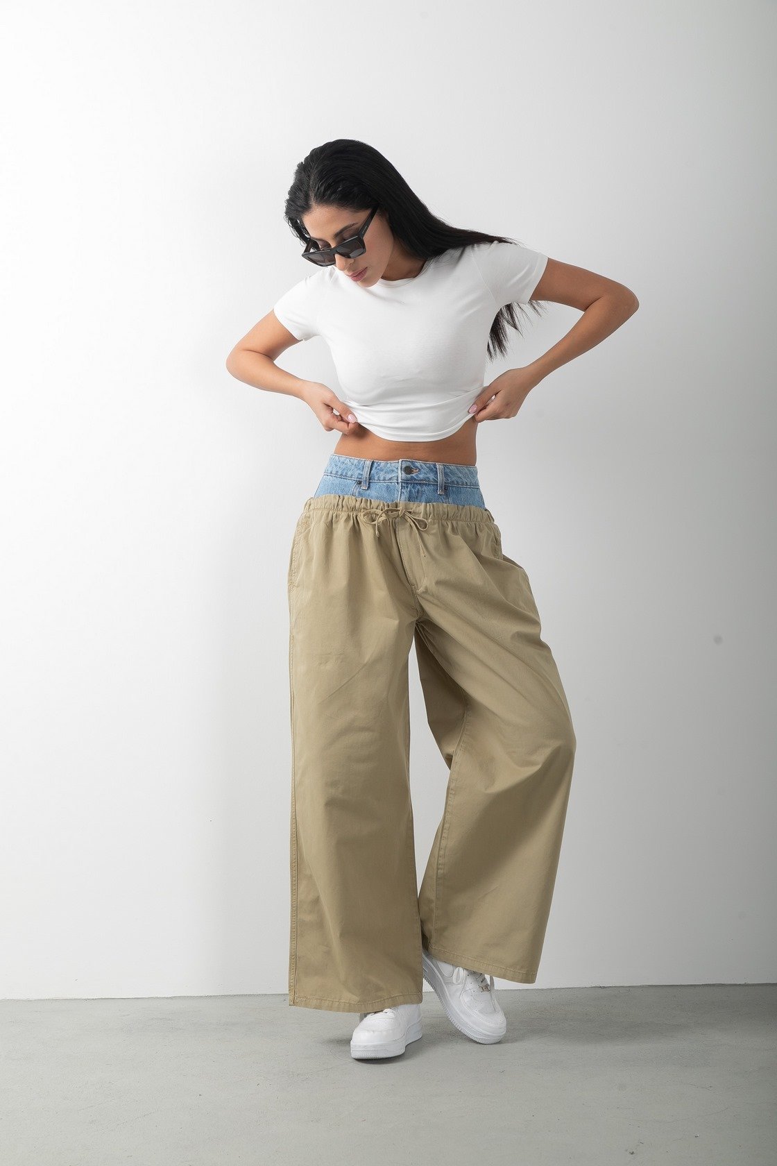 Kot Detaylı Çift Renk Bol Paça Tasarım Bej Pantolon