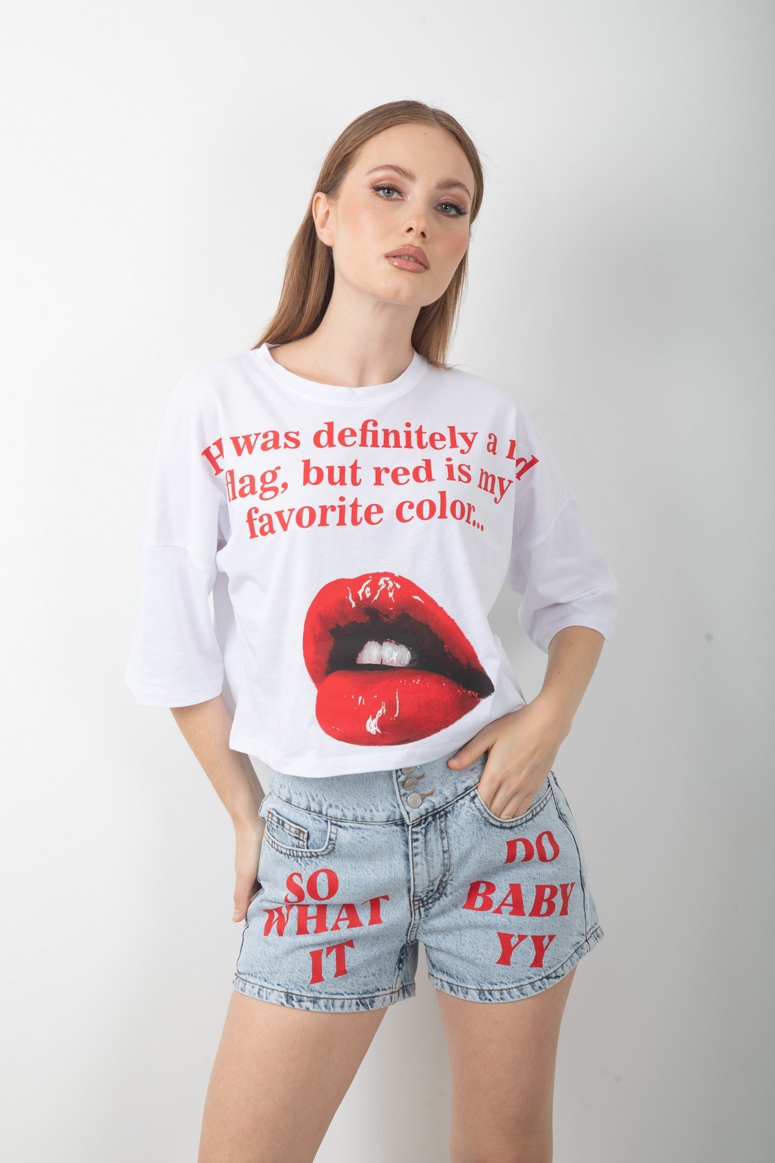 Dudak Baskılı Oversize Crop Tişört