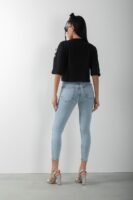 Not So Basic Baskılı Denim Detaylı Crop Tişört