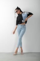 Not So Basic Baskılı Denim Detaylı Crop Tişört