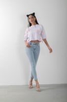 Fiyonk Aksesuar Detaylı Crop Tişört