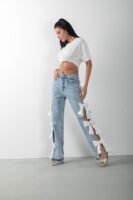 Beyaz Fiyonk Aksesuarlı Yırtmaçlı Jean Pantolon