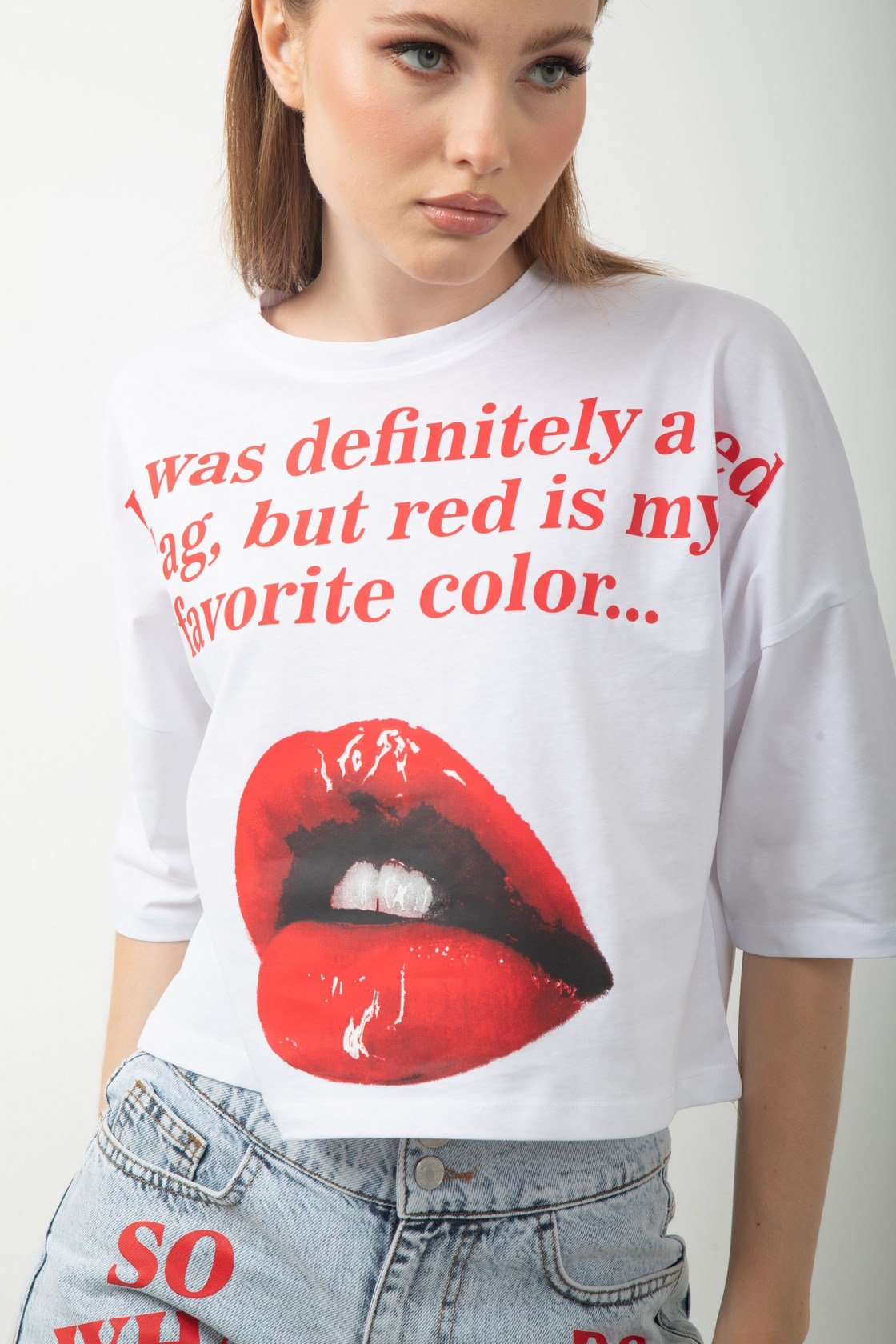 Dudak Baskılı Oversize Crop Tişört