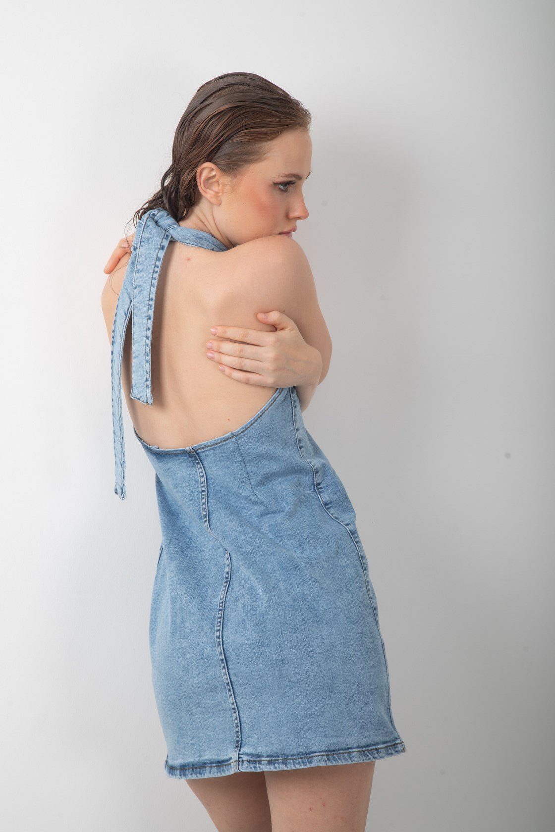 Düğmeli Sırt Açık Denim Kot Mini Elbise