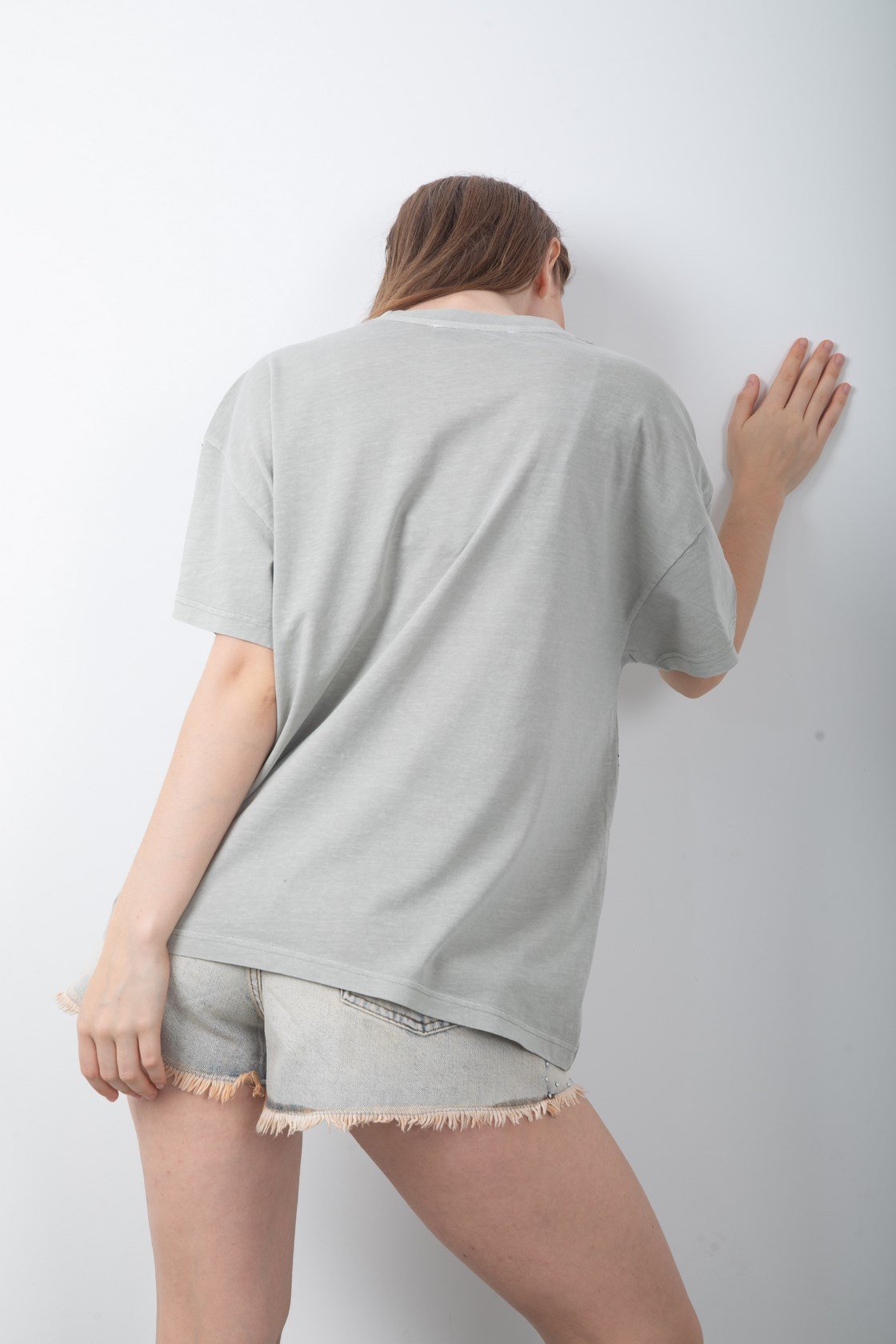 Parlak Pul Detaylı Düşük Kol Yeşil Tişört