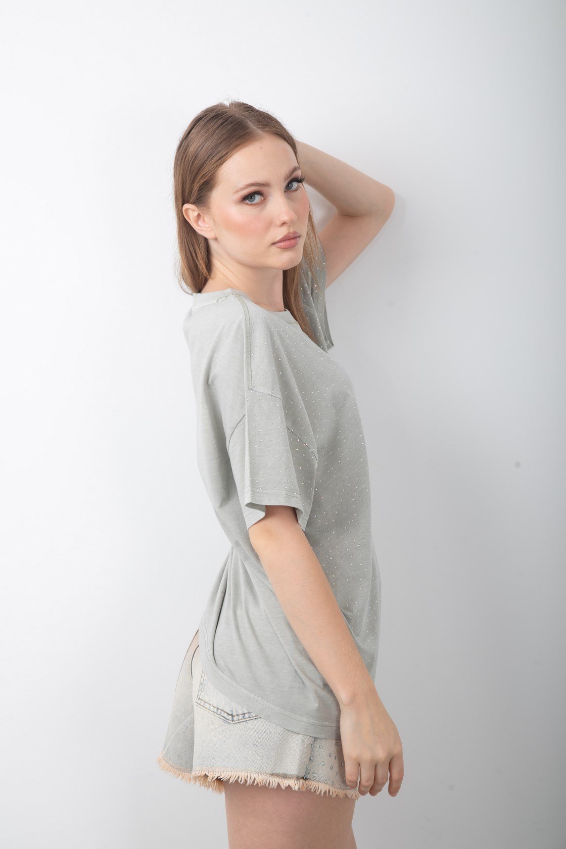 Parlak Pul Detaylı Düşük Kol Yeşil Tişört