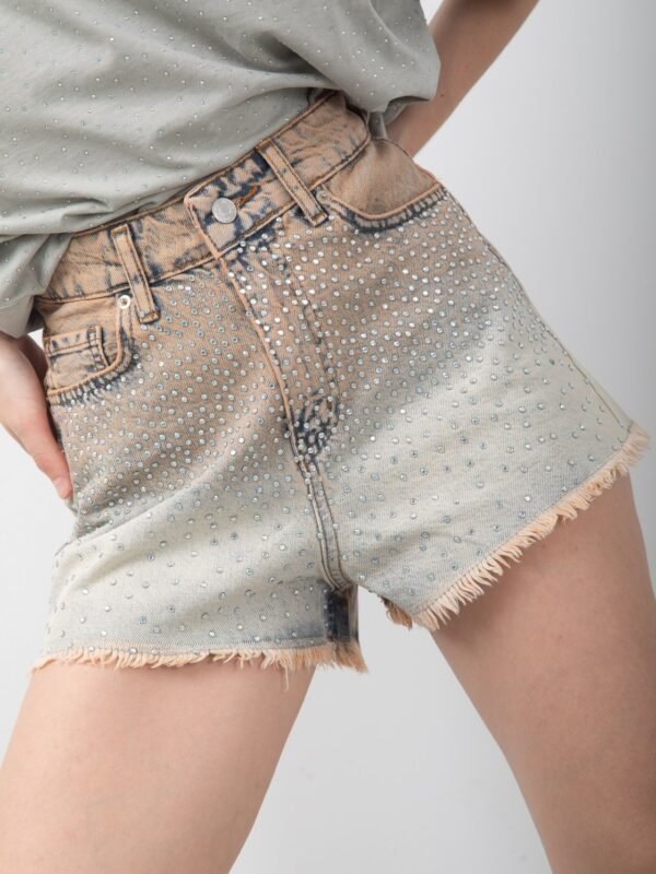 Batik Haki Yıkamalı Mini Kot Şort