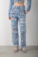 Renkli Taş Aksesuarlı Yırtık Kot Pantolon